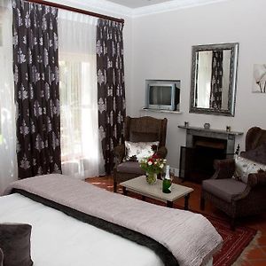 Honeymoon Suite